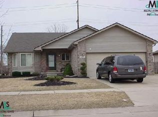 46692 Oak Point, Macomb, MI