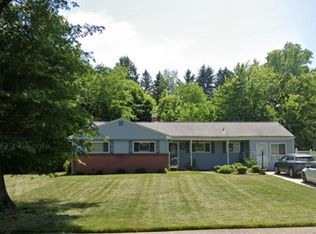 5 Bayberry Rd, Trenton, NJ 08618