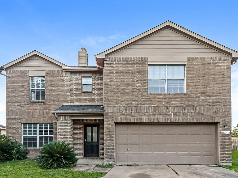16102 Dawn Marie Ln — Photo 1