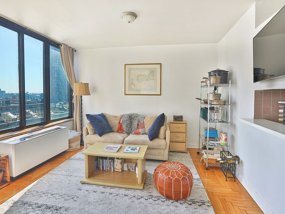 1st image of 300 E 93rd St APT 9D