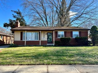 15175 Gary Ln, Livonia, MI 48154