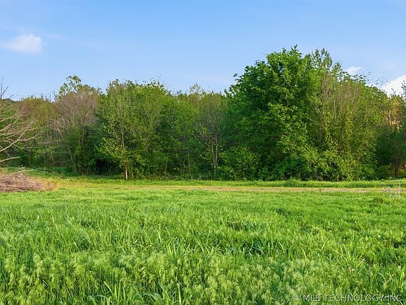 2nd image of 32782 S 4310th Rd