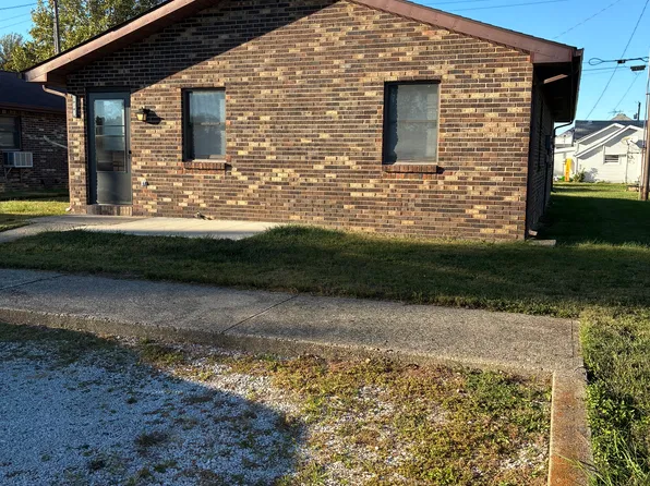 304 W Pearl St #304, Waldron, IN 46182