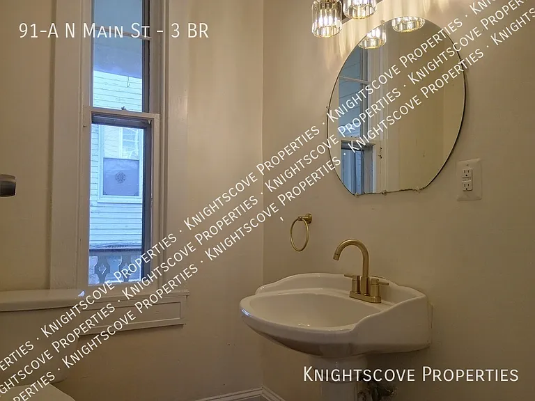 91A N Main St #3 BR — Photo 24