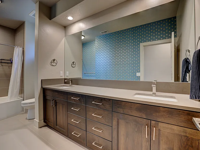 3045 S Shadywood Way — Photo 8
