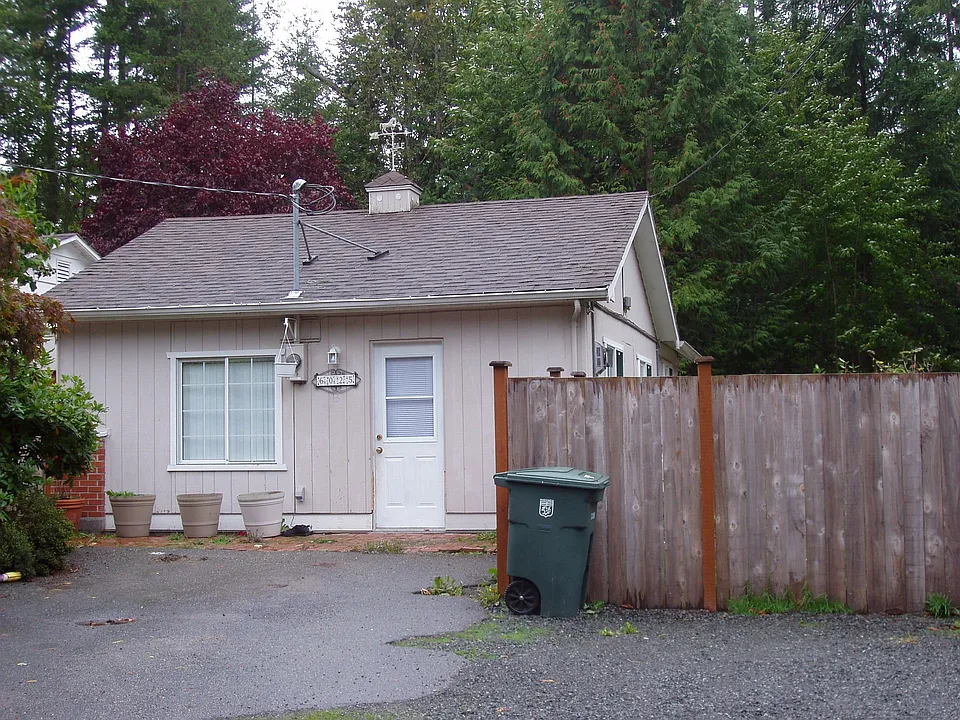 House #2 - 2bed/1bath