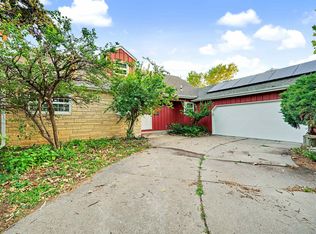 414 E Wayne Ave, Salina, KS 67401