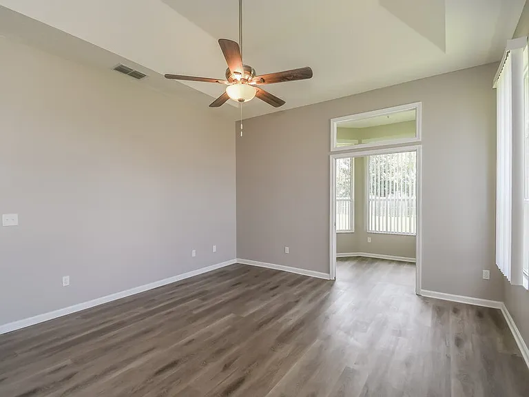 1514 Falkland Rd E — Photo 13