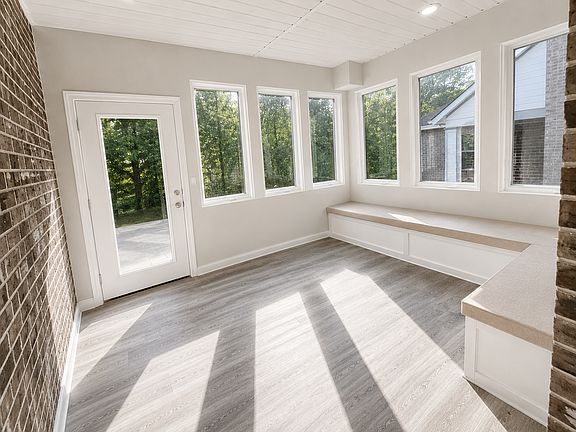2nd image of 11929 Cordial Ln