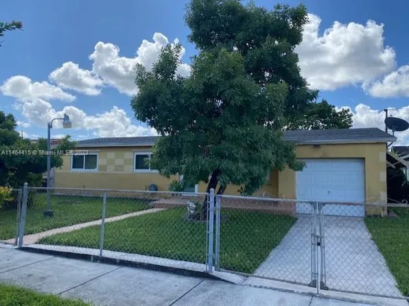 1182 W 32nd St, Hialeah, FL 33012