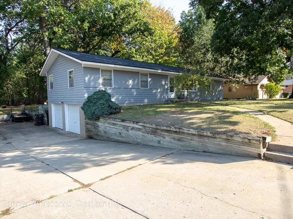 1721 Sandra St NW, Grand Rapids, MI 49544