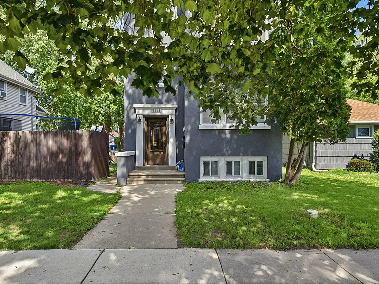 12353 Maple Ave #2 — Photo 11