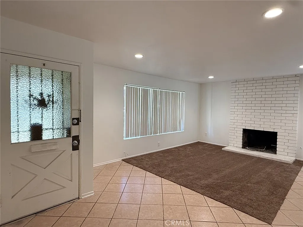 Building Photo - 3030 Topaz Ln #A