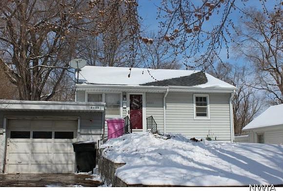 1st image of 2221 Villa Ave