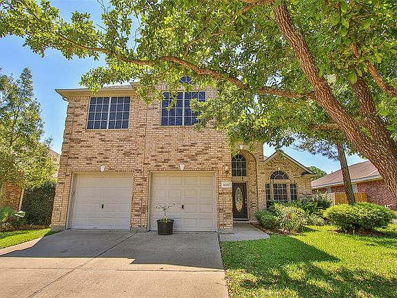 3rd image of 16407 Bluff Springs Dr