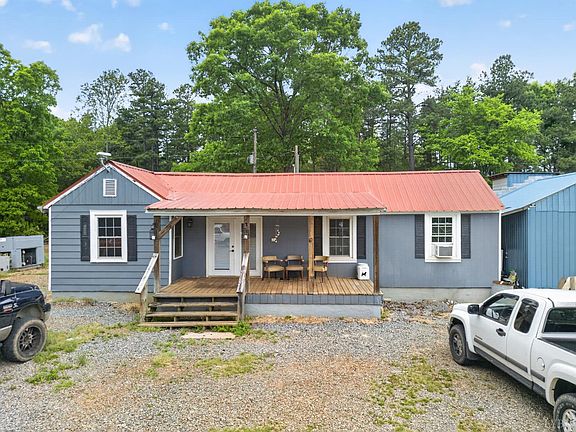 2nd image of 1040 Deuprees Store Rd