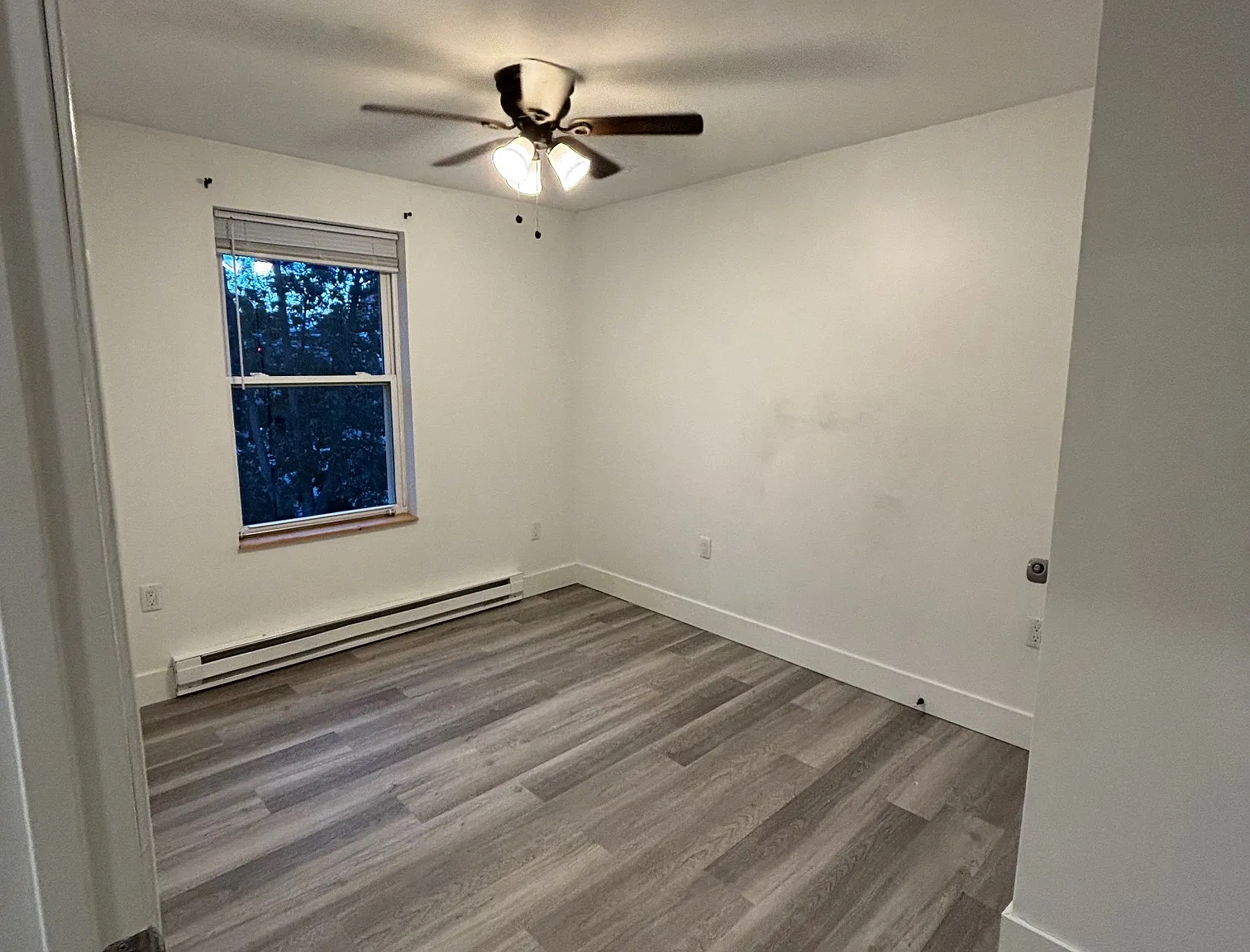 107 Center St — Photo 3