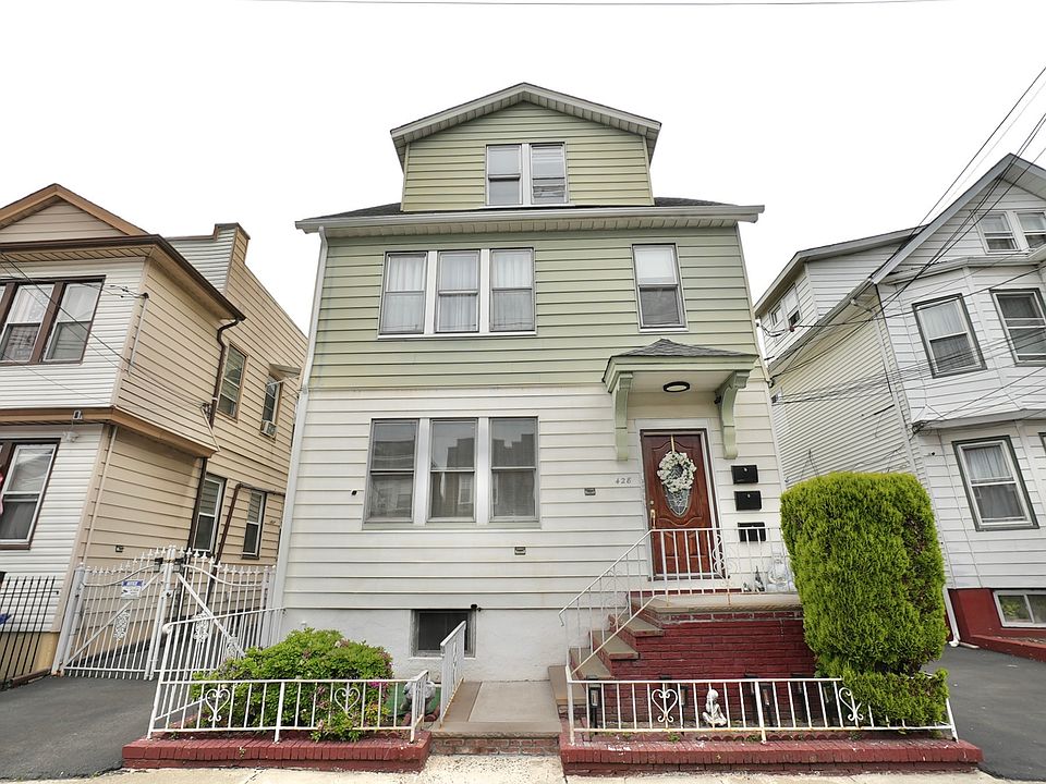 1st image of 428-430 N 12th St Unit 3