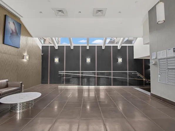 109 Gold Street image 16 of 23