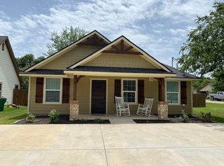 504 W Willow St, Sanger, TX 76266