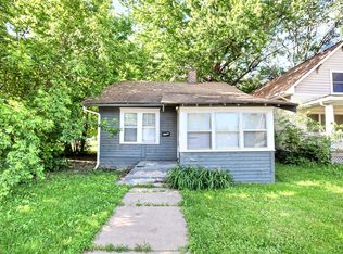 2305 Golden Valley Rd, Minneapolis, MN 55411