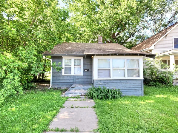 2305 Golden Valley Rd, Minneapolis, MN 55411