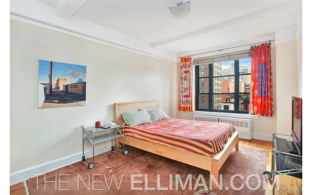 Sold by Douglas Elliman | media 19