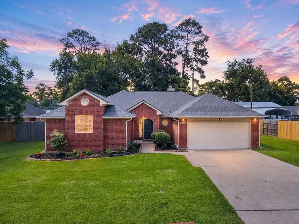 9763 El Chaco St, Baytown, TX 77521