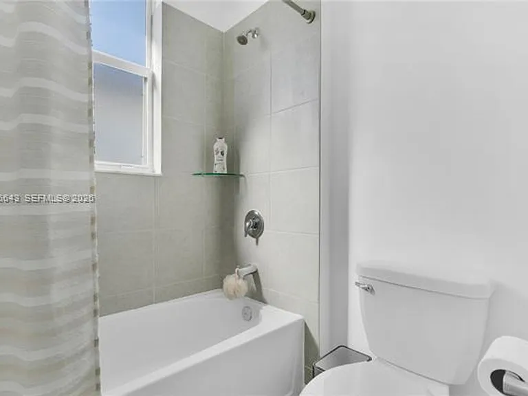 2444 SE 24th Ave #2444 — Photo 38