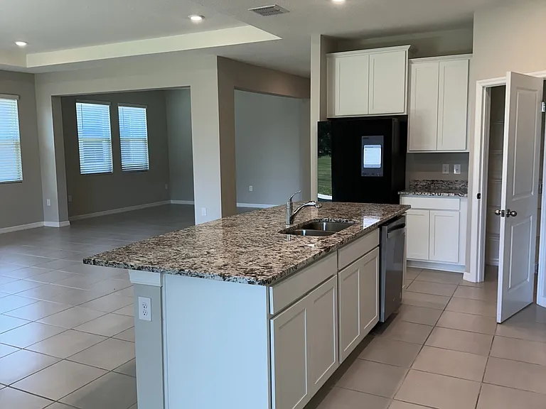 4970 NW 39th Loop — Photo 4