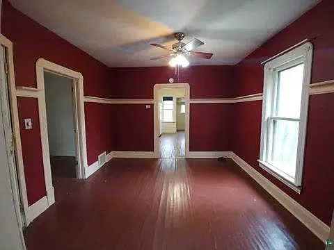 2714 W 2nd St - Apt 2 — Photo 2