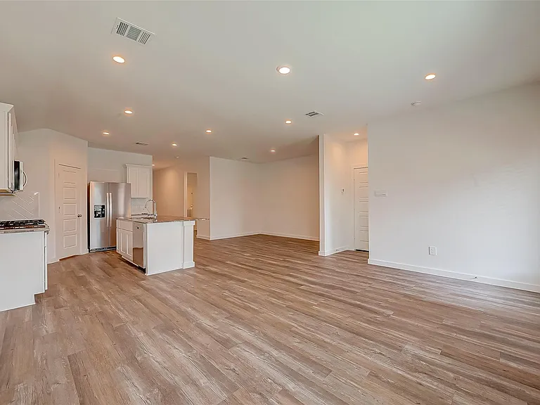 1018 Fringed Bluestar Dr — Photo 13