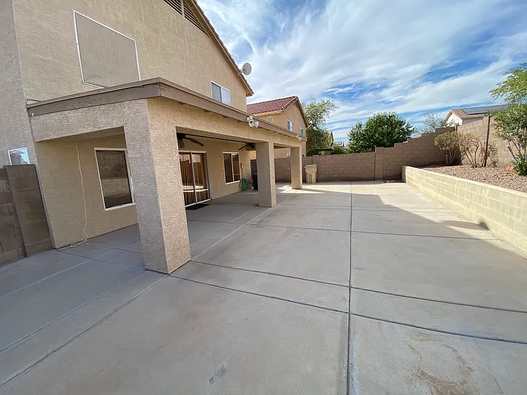 22278 W La Pasada Blvd — Photo 10
