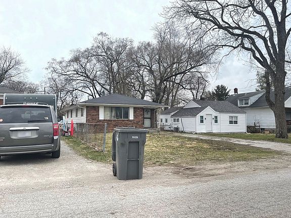 3rd image of 1029 N Berwick Ave