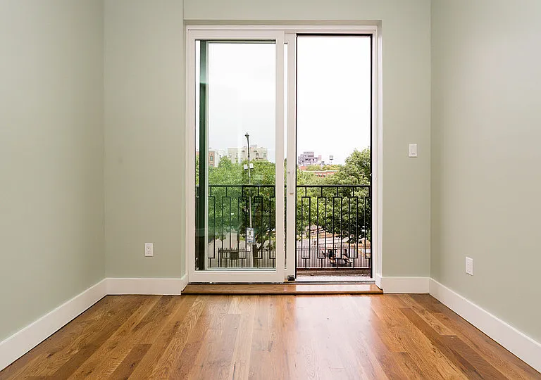 238 Pulaski St #6B — Photo 6