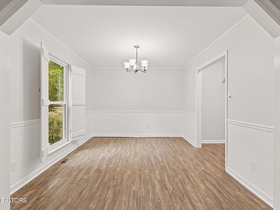 5th image of 1518 Blackwood Dr