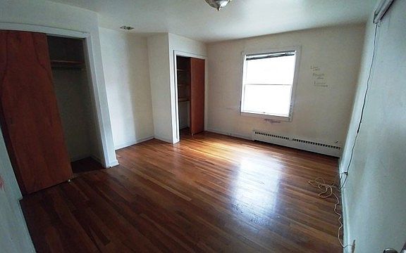 4th image of 1637 W Glenlake Ave APT 1W