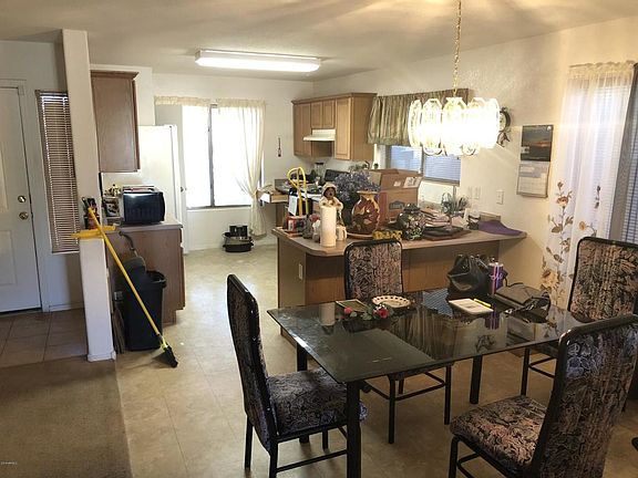 3rd image of 1554 E 12th St