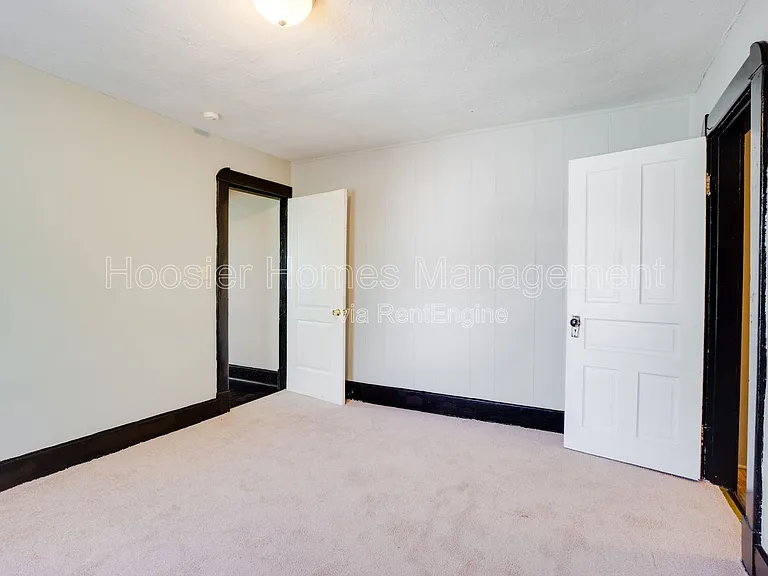 2511 Turner Ave — Photo 16
