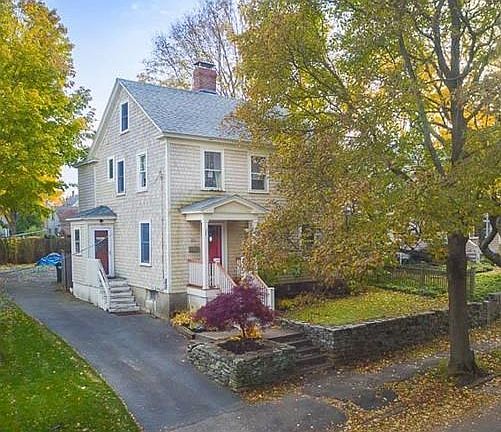 2nd image of 29 Woodland St