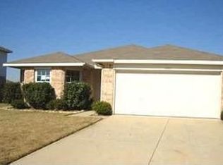 1401 Aztec Trl, Krum, TX 76249