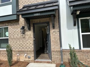 5007 Westmead Ln, Charlotte, NC 28262
