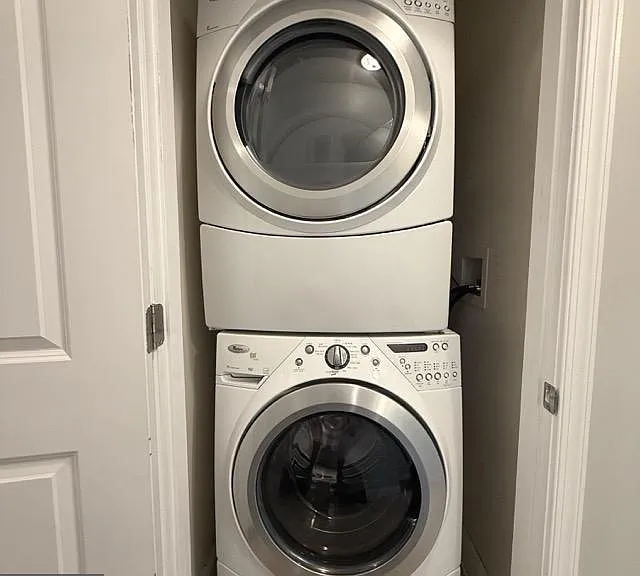 35 Meridian Ln — Photo 14
