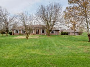 4405 N Quail Run Rd, Ozark, MO 65721