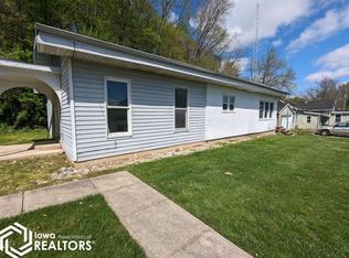 2115 Ridge Row, Burlington, IA 52601