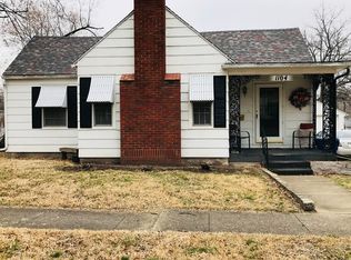 1104 Brookfield Ave, Brookfield, MO 64628