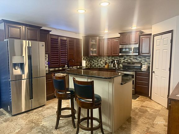 2nd image of 388 Fairway Blvd