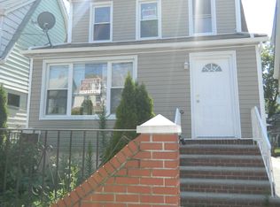 11136 204th St, Jamaica, NY 11412