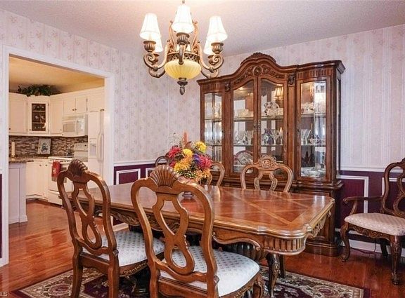 5th image of 4221 Yeaton Glen Cir