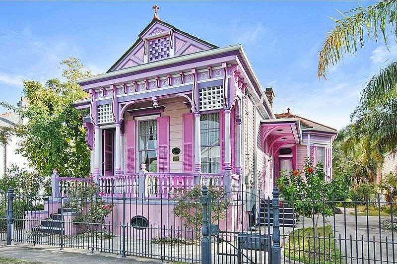 1st image of 929 Marigny St